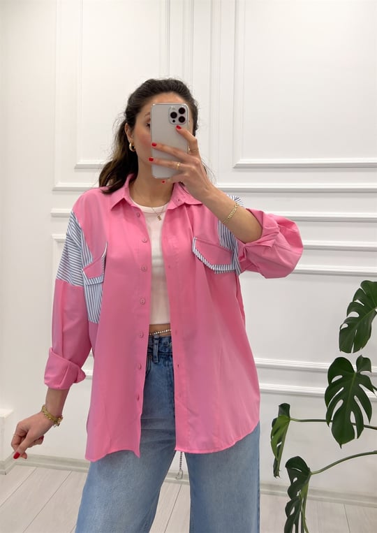 PEMBE ASİMETRİK GARNİLİ GÖMLEK 