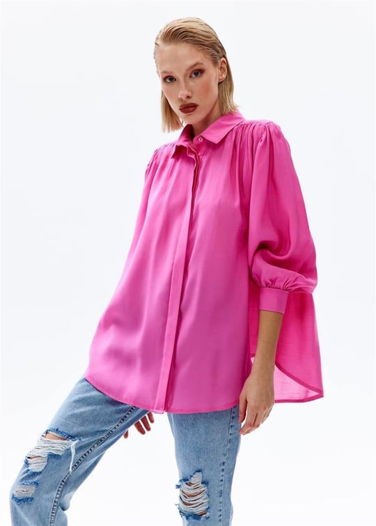 PEMBE MANŞETLİ GÖMLEK 