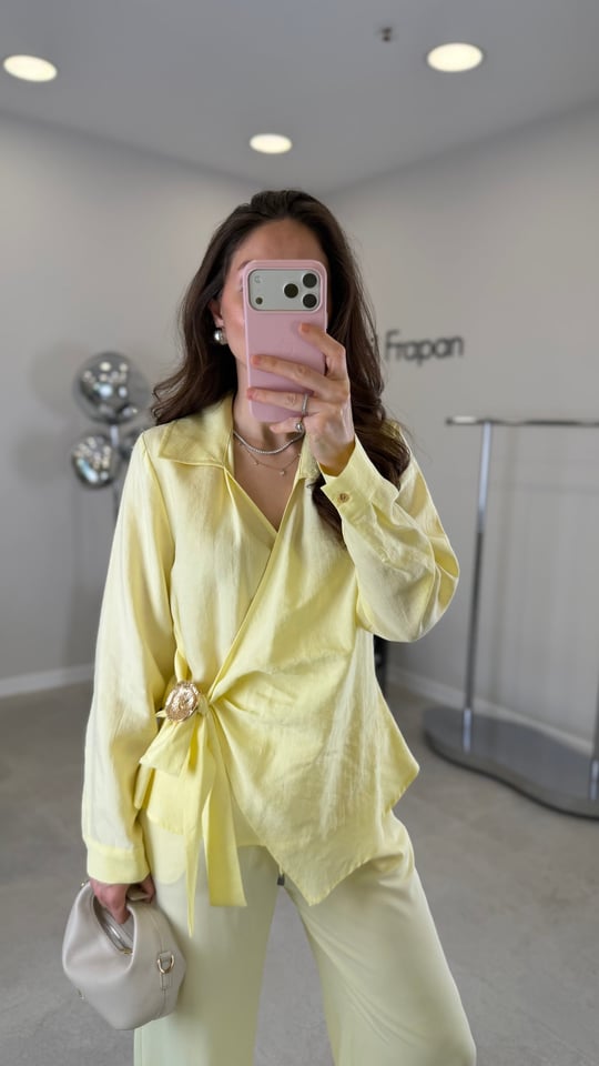 SARI 7318 TOKA DETAY BLUZ 