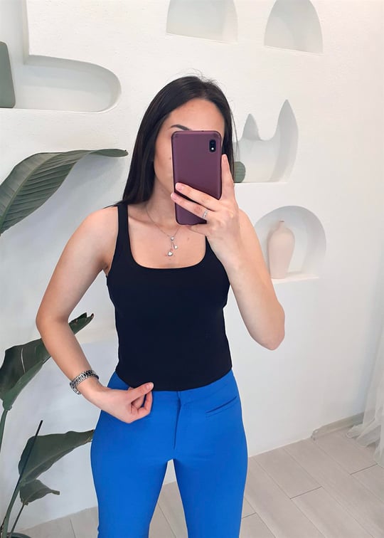 SİYAH 20211 CROP TOP 