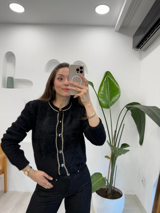 SİYAH 35494 HIRKA 