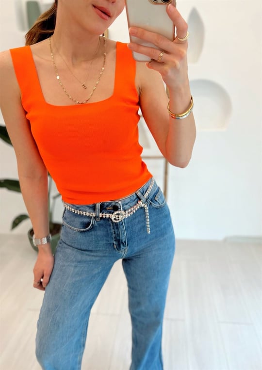 TURUNCU KARE YAKA CROP 
