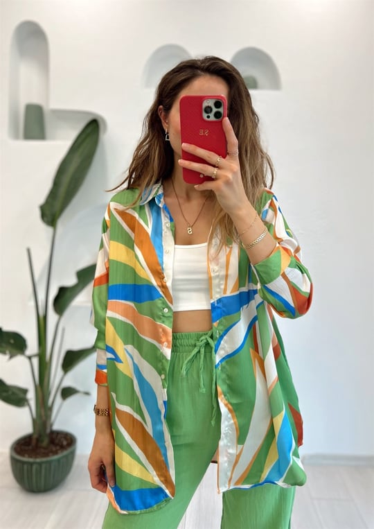 YEŞİL SATEN GÖMLEK