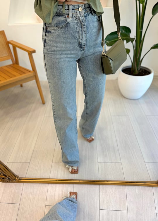 AÇIK MAVİ GENİŞ PAÇA JEAN
