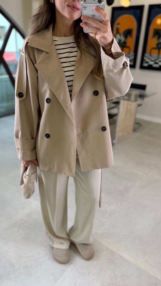 BEJ 2489 KISA TRENÇ 