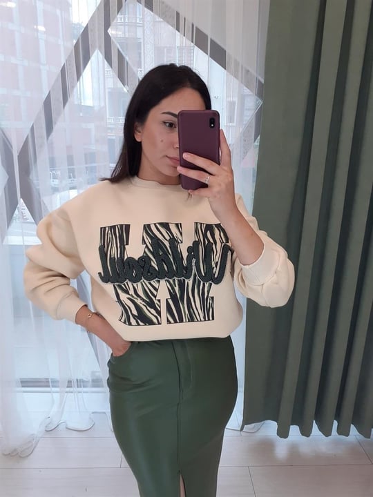 BEJ 7748 SWEAT