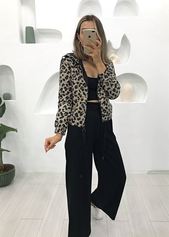 BEJ LEOPAR DESEN YAĞMURLUK