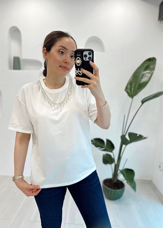 BEYAZ 2299 TAŞLI TSHİRT 
