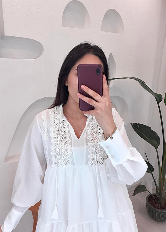 BEYAZ GÜPÜR DETAY ELBİSE