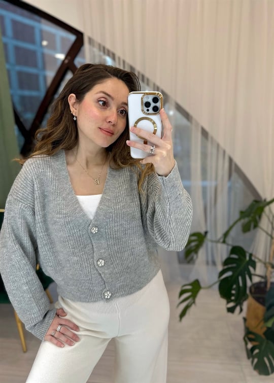GRİ TRİKO TAŞLI HIRKA 