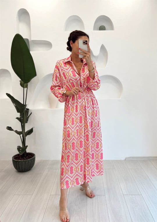 PEMBE RETRO DESEN ELBİSE 