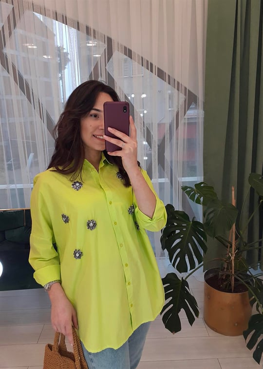 SARI TAŞLI GÖMLEK 