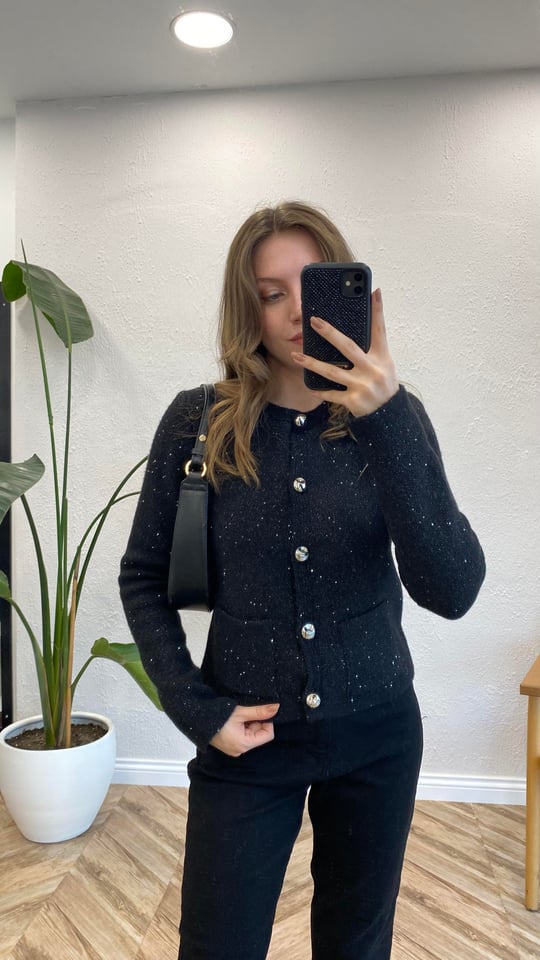 SİYAH 0935 PULLU HIRKA 