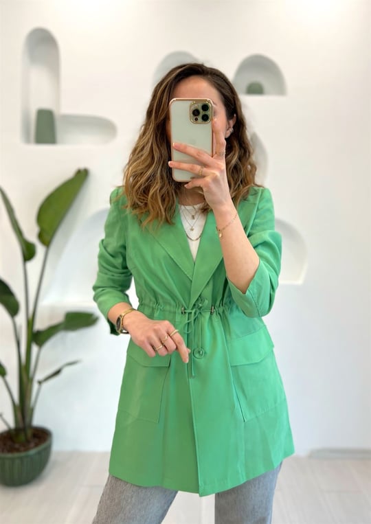 YEŞİL BELDEN BÜZGÜLÜ CUPRA CEKET
