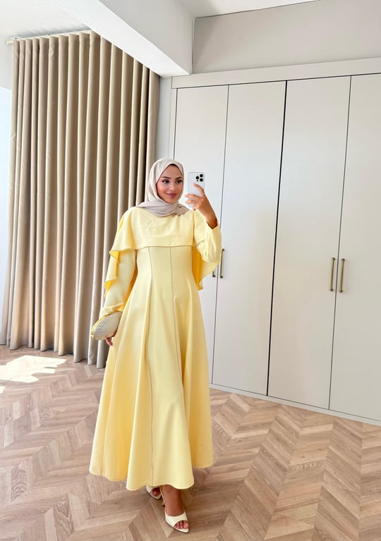 HR-2907H&R ButikHew- Lia Pelerin Detaylı Abiye Elbise Sarı