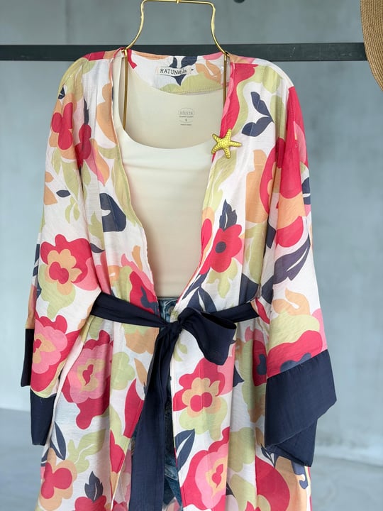 Akdeniz Çiçek Desenli Kuşaklı Kimono (Kırmızı)