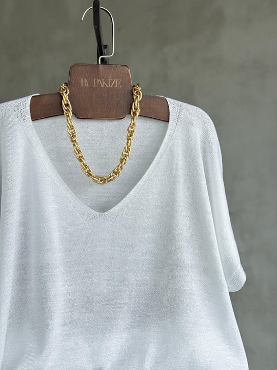 Basic Oversize Merserize Yan Yırtmaç Triko (Beyaz)
