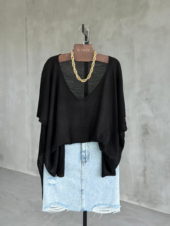 Basic Oversize Merserize Yan Yırtmaç Triko (Siyah)