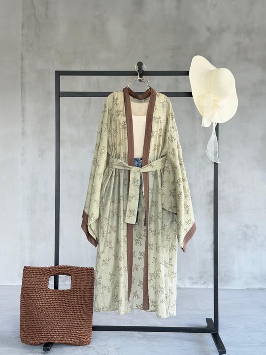 Bohem Nakış Desenli Kuşaklı Kimono (Adaçayı Yeşili)