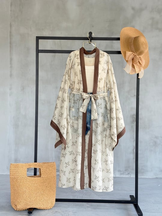 Bohem Nakış Desenli Kuşaklı Kimono (Taş)