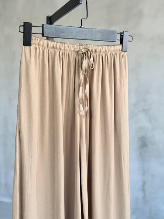 Premium İpeksi Tensel Bel Bağcıklı Pantolon (Haki)