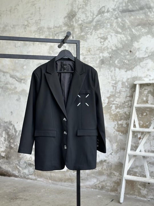 Tasarım Yazı Baskılı Kadın Blazer Ceket (Siyah) 