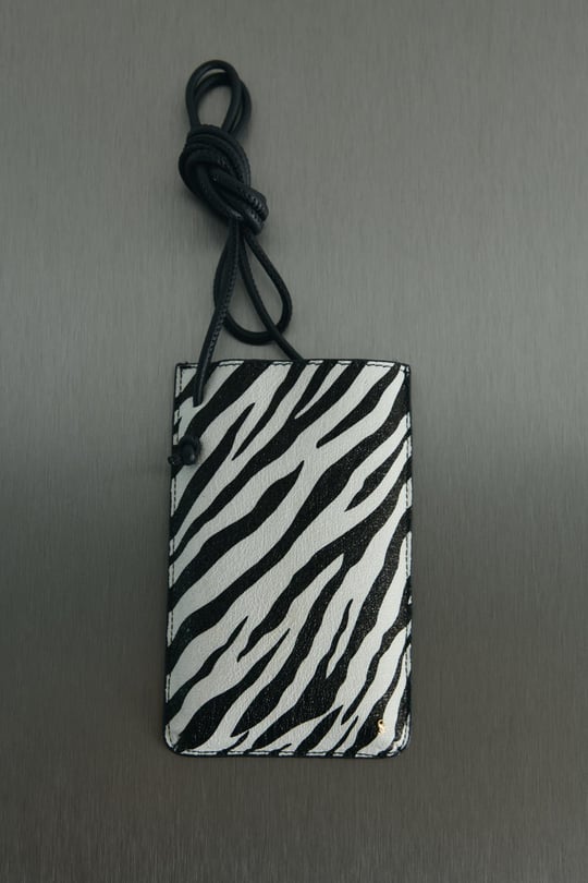 Beyaz Zebra Telefon Çantası