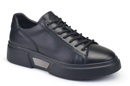 Siyah Bağcıklı Sneaker