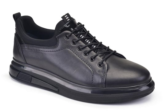 Siyah Bağcıklı Sneaker