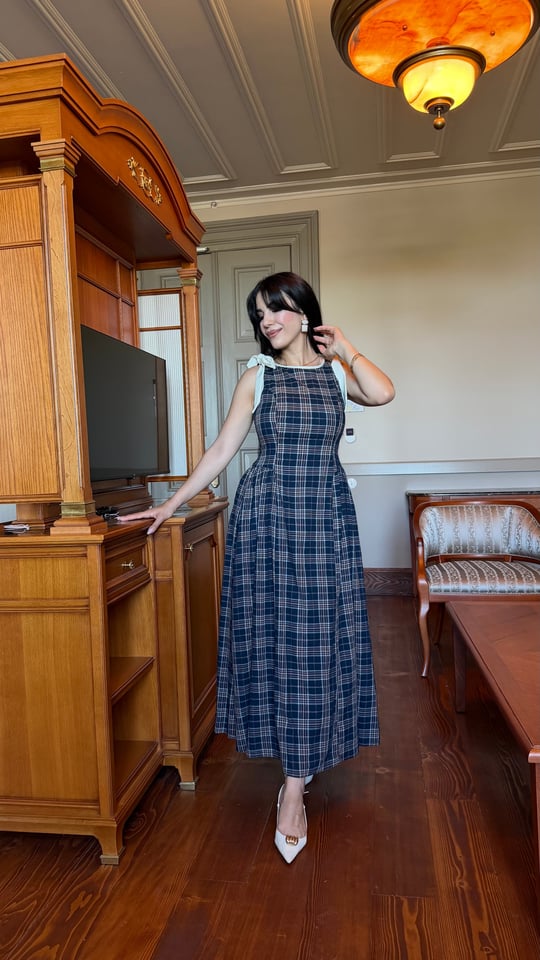 Laly Lacivert Kurdele Detaylı Maxi Elbise
