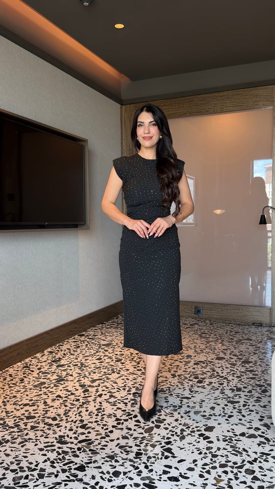 Reny Siyah Vatkalı Taşlı Elbise
