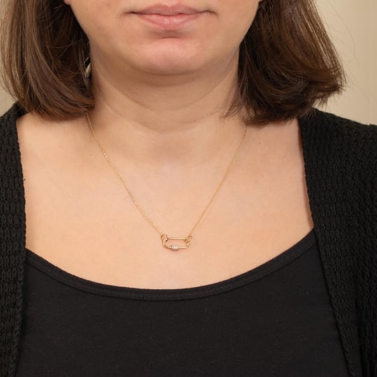 Oval Karabina Charm Klipsi Altın Kolye