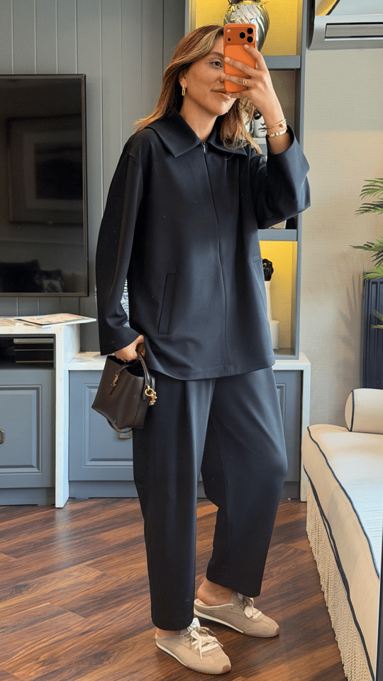 Lomie Siyah Sweatshirt