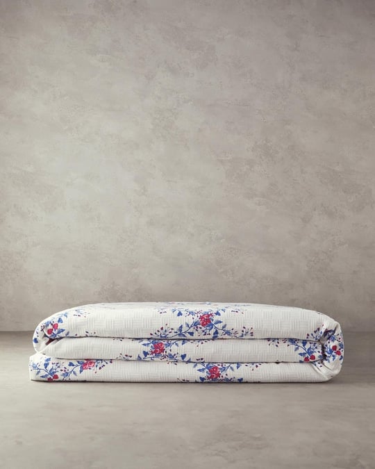 Patura subtire pentru doua persoane, Floral Slice, bumbac, 200x220 cm, bleumarin