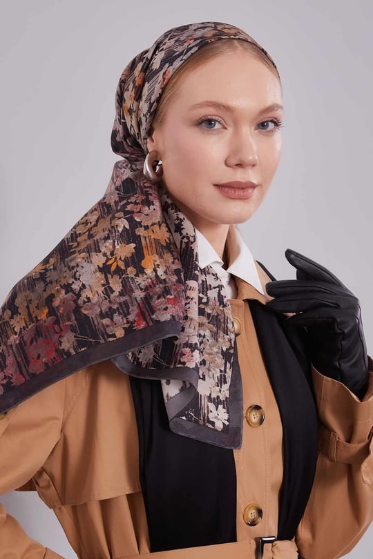 Çiçekli Soyut Desen Twill İpek Eşarp Füme