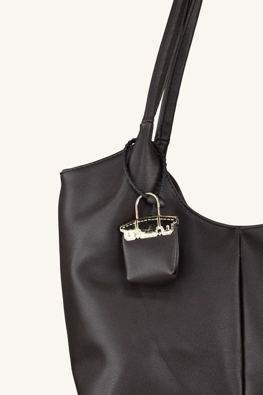 Melany Model Charm Detaylı El ve Omuz Çantası - Acı Kahve