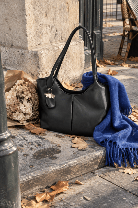 Melany Model Charm Detaylı El ve Omuz Çantası - Siyah
