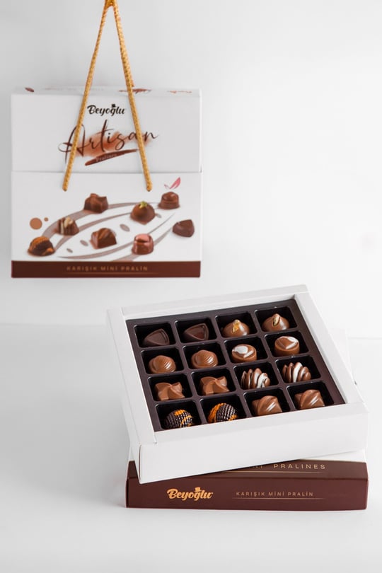 Artizan Dolgulu Karışık Pralin Çikolata Çantalı 160 Gr.