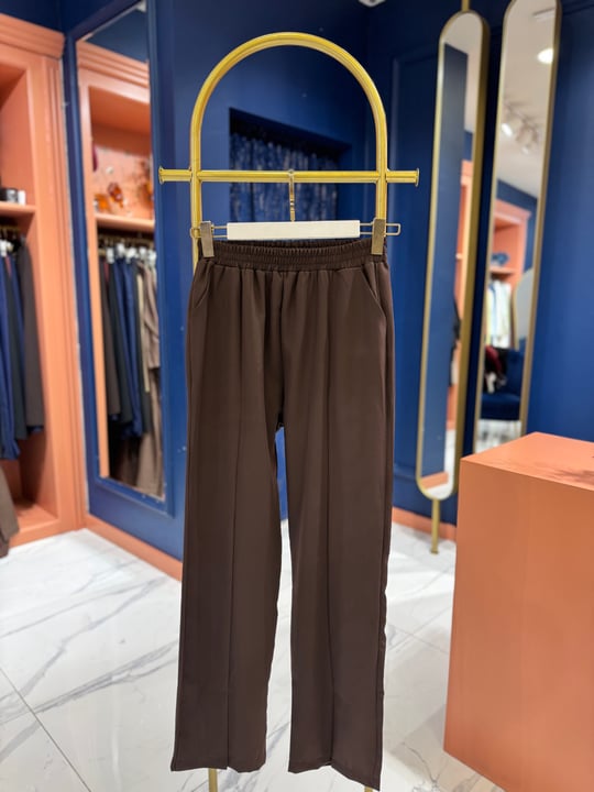 Önden Yırtmaçlı Krep Pantolon Kahve