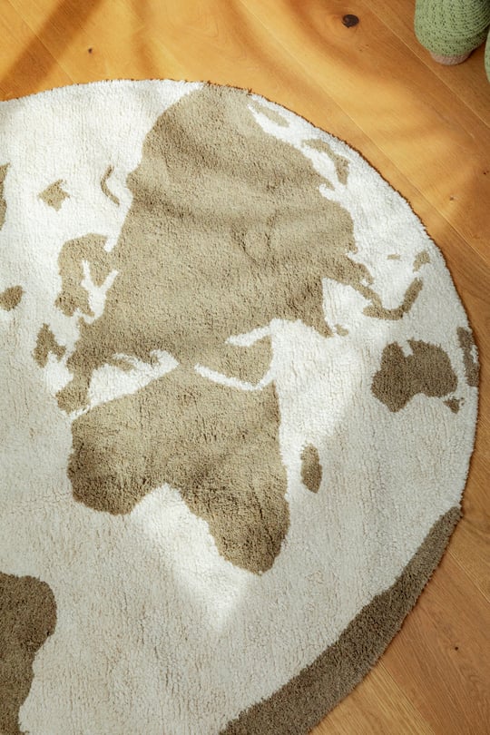 Lorena Canals Çocuk Odası Halısı, World Map Rugcycled