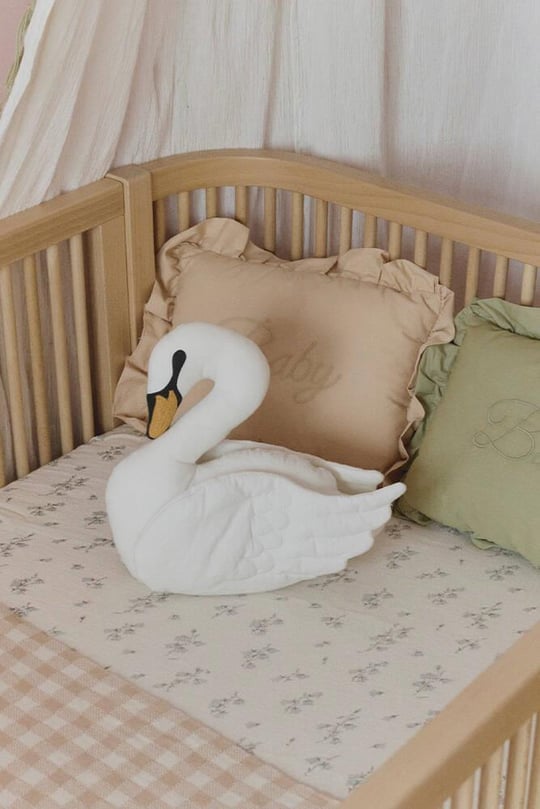 Lorena Canals Yastık, Swan