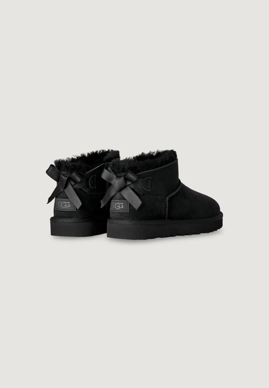 UGG Kadın Süet Dış Yüzeyli Konforlu EVA Tabanlı İçi Kürklü Siyah Bot & Bootie 1185491-BLACK