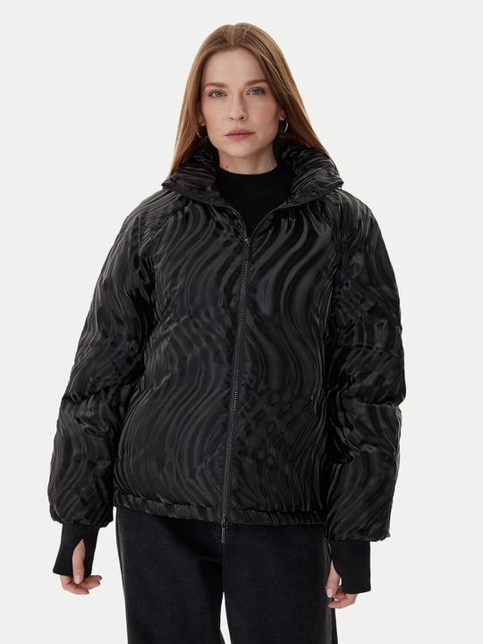 Armani Exchange Armani Exchange Kadın Desenli Regular Fit Çıkarılabilir Kapüşonlu Uzun Kol Dik Yaka Siyah Mont XW000690 AF16211-FC102