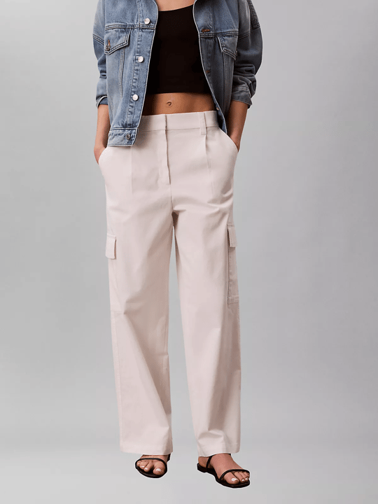 Calvin Klein Calvin Klein Kadın Rahat Kalıp Beli Lastikli Cep Detaylı Geniş Paçalı Beyaz Pantolon LV047F623G-YAS