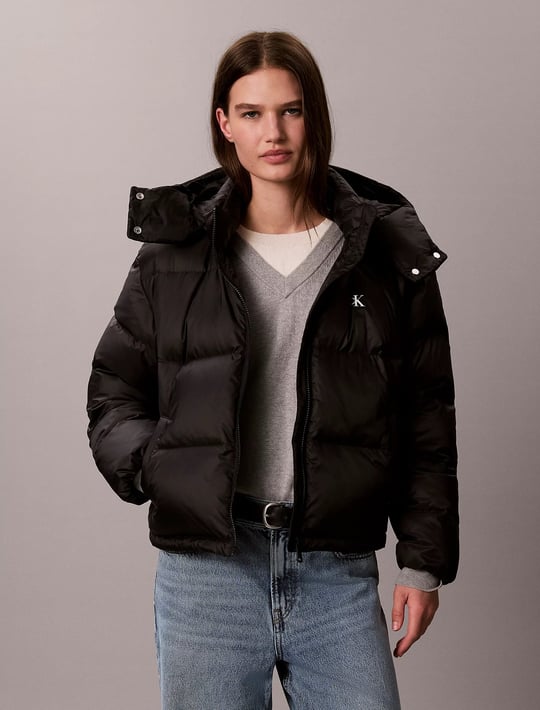 Calvin Klein Calvin Klein Kadın Relaxed Fit Kısa Boy Ördek Tüyü Dolgulu Su İtici Çıkarılabilir Kapüşonlu Şişme Siyah Mont LV047H500G-UB1