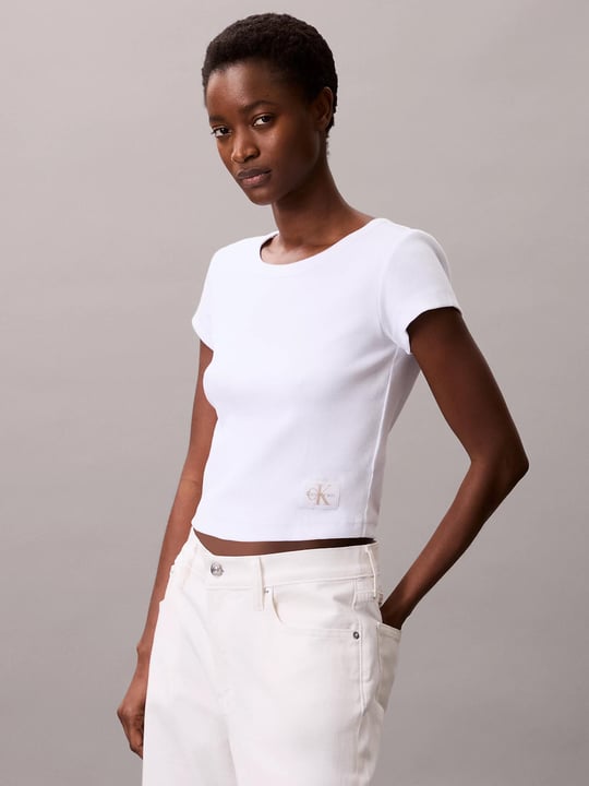 Calvin Klein Calvin Klein Kadın Slim Fit Yuvarlak Yaka Pamuklu Kısa Kollu Beyaz T-Shirt LV047C200G-YAA