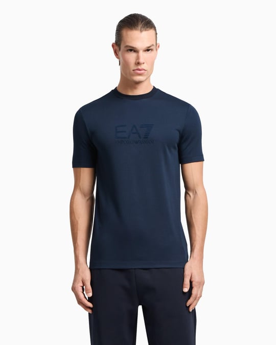 Ea7 Ea7 Erkek Normal Kesim Göğüste EA7 Logolu Yuvarlak Yaka Kısa Kollu Lacivert T-Shirt 7M000092 AF13870-UB102