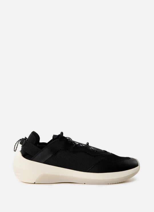 EMPORIO ARMANI Emporıo Armani Erkek Yüksek Rahat Taban Nefes Alabilen Fileli Siyah-Mavi Sneaker EM001675 AF14764-ZB002