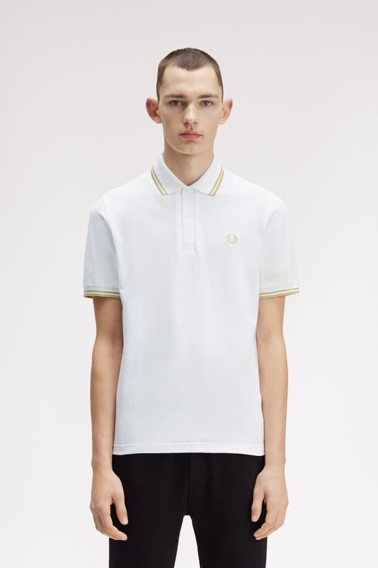 Fred Perry Fred Perry Erkek Çift Manşet ve Yaka Detaylı Kısa Kollu Geleneksel Üretim Z71 Gömlek M12-Z71