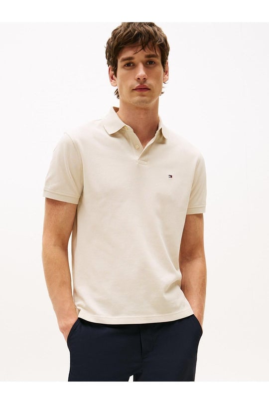TOMMY HILFIGER Tommy Hilfiger Erkek Dokuma Polo Yaka Kısa Kol Günlük Bej Polo Yaka T-Shirt MW0MW17770-ACG